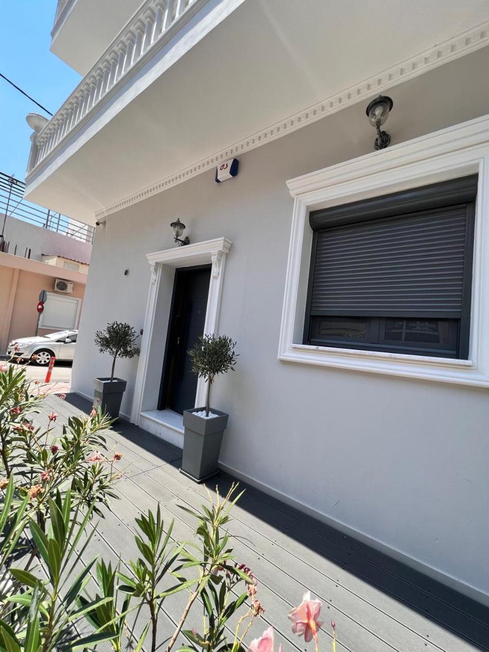 Kontis' Furnished Apartment Loutráki Dış mekan fotoğraf